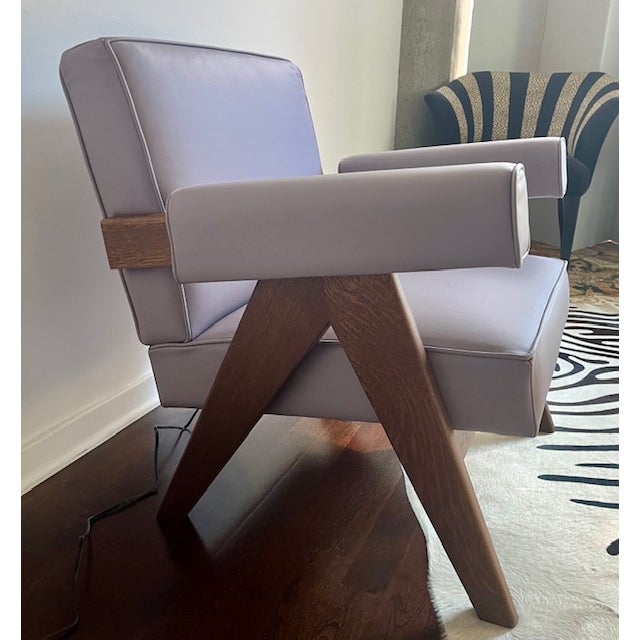 2020s Luxury Italian Leather Accent Chair – Smoked Walnut & Lilac Grey - Made in Italy! For Sale - Image 5 of 8