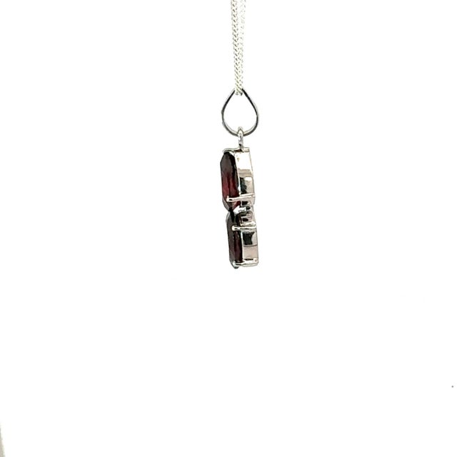 Classic 9.4 Carat Red Garnet Pendant for Women Set in 925 Silver For Sale - Image 10 of 18