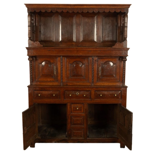 Antique Early 18th Century Carved Oak Welsh CWPWRDD Tridarn Cupboard Cabinet 1730 For Sale - Image 15 of 16