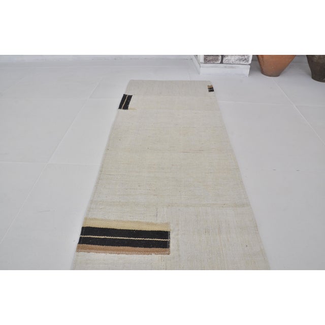 1960s Black & White Neatral Vintage Runner For Sale - Image 5 of 10