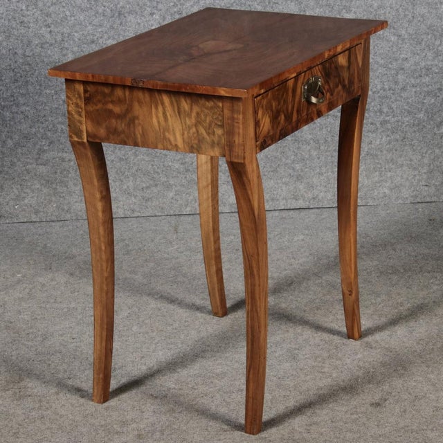 Small Antique Walnut Side or Sewing Table, 1840s For Sale - Image 10 of 18