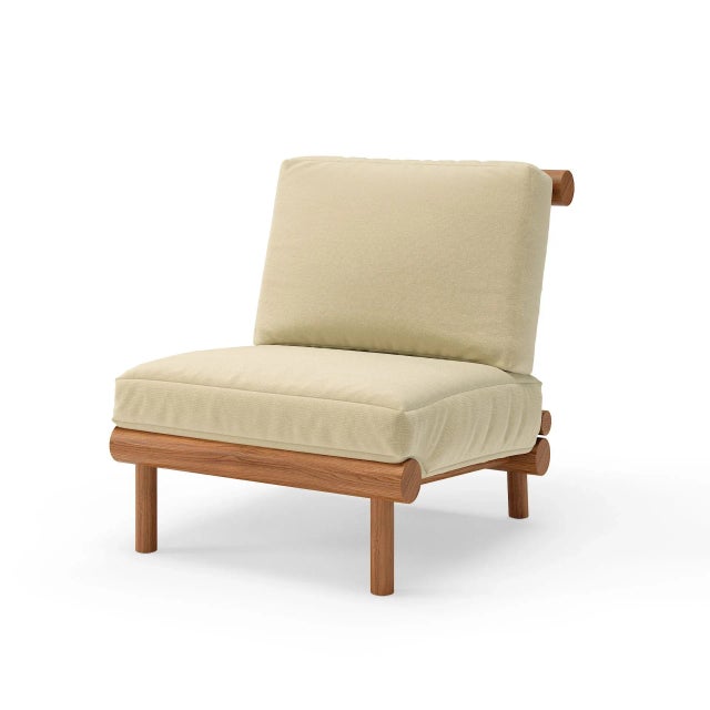 The Rishon Lounge Chair – Classic Cushion Edition offers a softer take on modern luxury, pairing our sculptural teak frame...