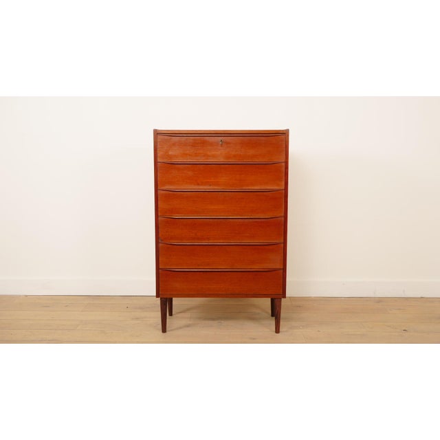 Large Vintage Danish Chest of Drawers in Teak For Sale - Image 11 of 11