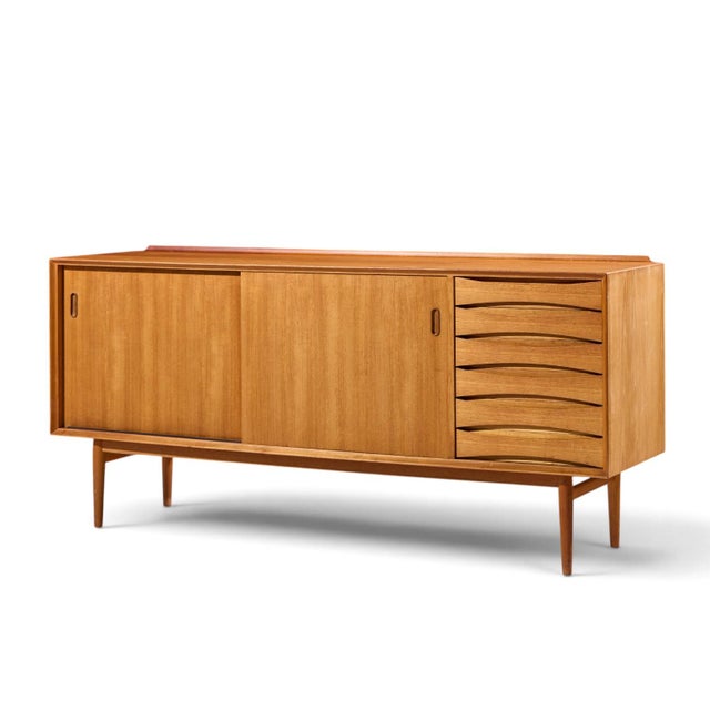 Mid-Century Modern Arne Vodder for Sibast Pd29 Mid Century Danish Teak Credenza For Sale - Image 3 of 11