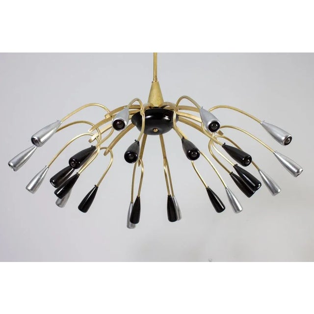 Mid-Century Modern Mid-Century Brass and Murano Glass Chandelier in the style of Stilnovo, 1950s For Sale - Image 3 of 13