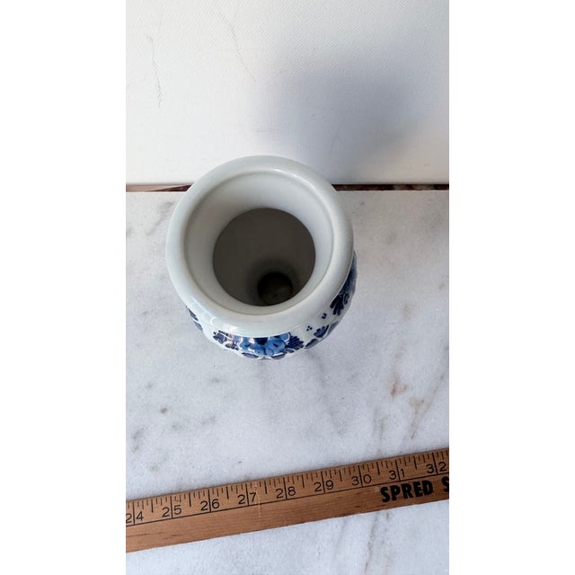 Vintage 1974 Royal Delft Hand-Painted Blue & White Pedestal Baluster Vase For Sale - Image 4 of 8