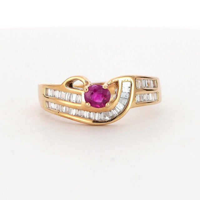 18k Yellow Gold Ring With 0.29ct Ruby & 0.31ct Diamond Accents For Sale - Image 13 of 18