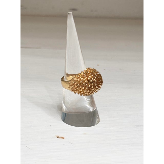 Vintage Mid-Century Style Gold-Tone Spiked Sea Urchin Dome Cocktail Ring For Sale In New Orleans - Image 6 of 10
