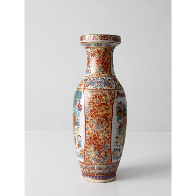 Vintage Chinese Famille Rose Style Porcelain Vase For Sale - Image 4 of 11