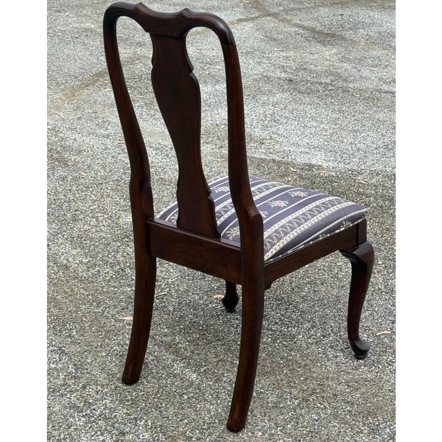 Vintage Ethan Allen Queen Anne Dining Chairs - Set of 4 For Sale In New York - Image 6 of 12
