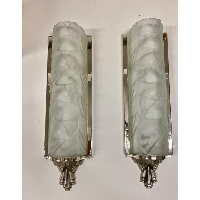 Art Deco Pair of French Art Deco Wall Sconces Signed by Degue For Sale - Image 3 of 9