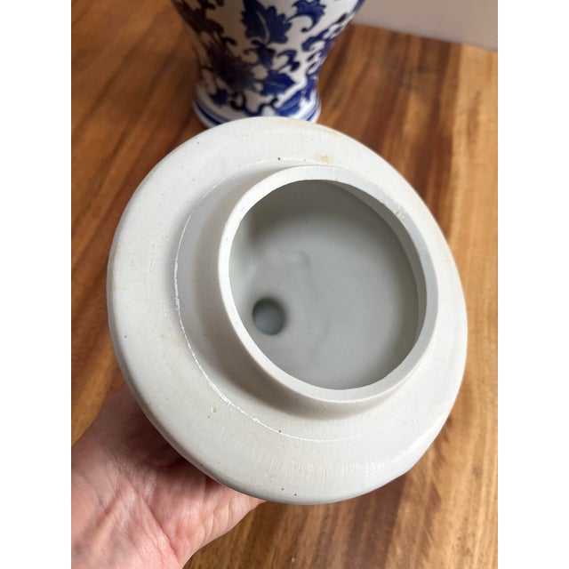 Blue Large Vintage Blue and White Ceramic Ginger Jar For Sale - Image 8 of 9