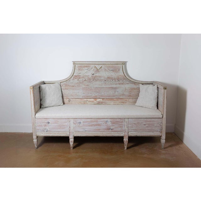 This elegant 19th-century Swedish Gustavian sofa, circa 1820, is a striking example of the timeless beauty and...