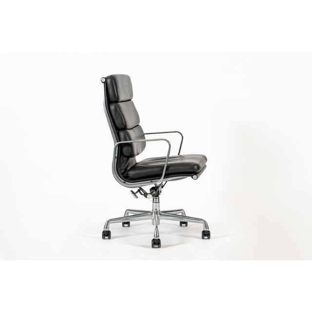 Authentic Eames Herman Miller Tall Black Leather Office Chair 2001 For Sale In Detroit - Image 6 of 13