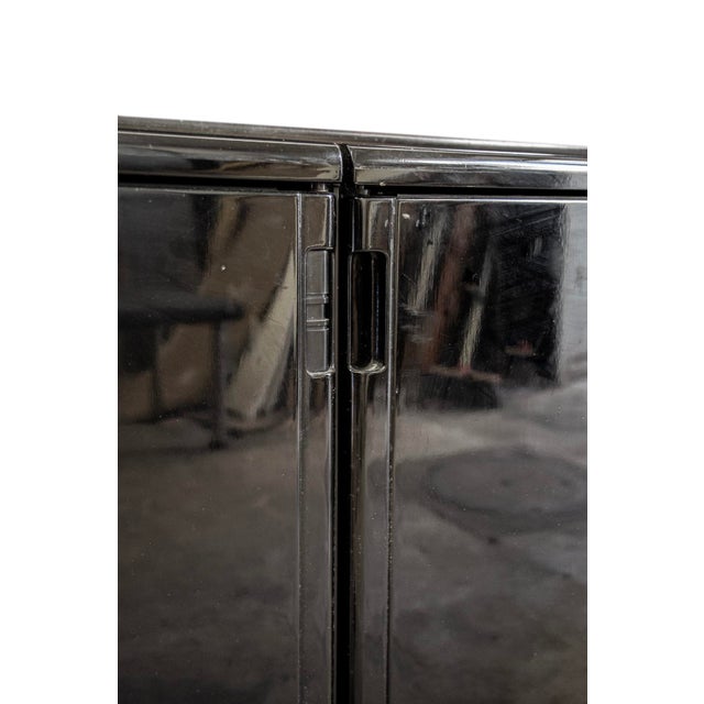 Molteni Italian Larco Sideboard in Black Lacquered Wood by Gianfranco Frattini for Molteni, 1970s For Sale - Image 4 of 5
