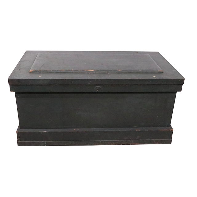 Antique Fitted Wood Carpenters Box Trunk Coffee Table For Sale - Image 4 of 18