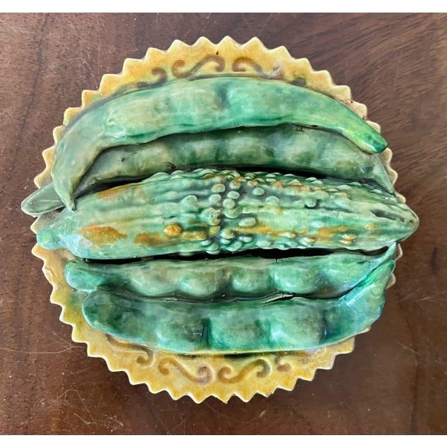 Antique 19th Century Portuguese Palissy Ware Majolica Dish of Faux Peas and Cucumber Pickle Signed F. Bomes d'Avellar Caldas Da Rainha For Sale In New York - Image 6 of 13