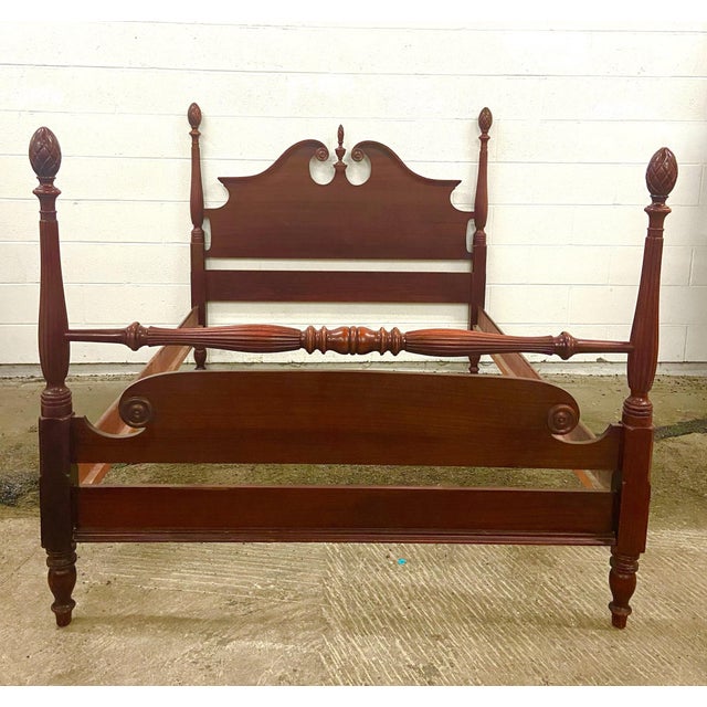 Vintage Full Size Four Poster Bed With Pineapple Pinecone Finials