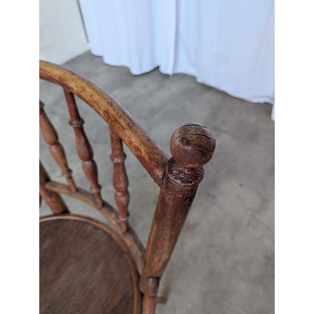 Vintage Carved Bentwood Dining Chair in the style of Thonet Style, 1960s For Sale - Image 4 of 18