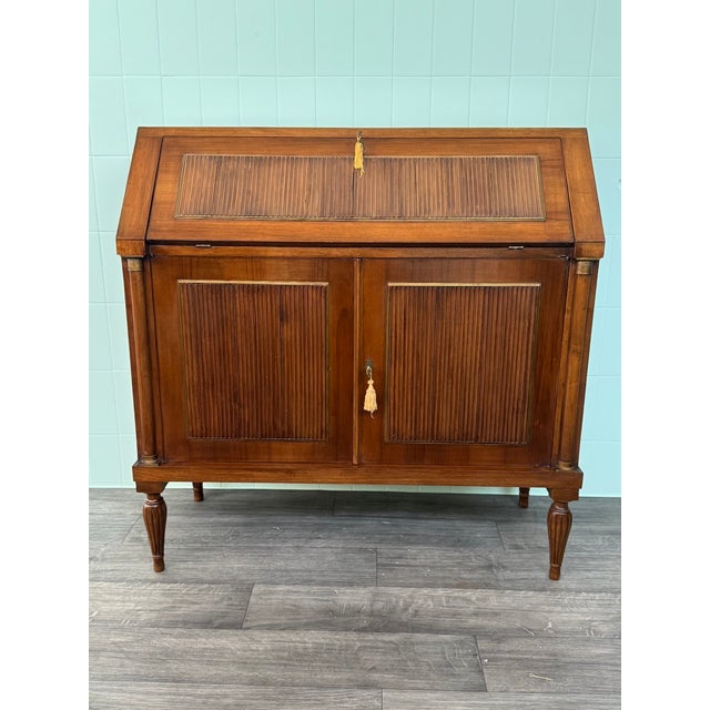 Italian Walnut Secretaire with Drop-Leaf, 1950s For Sale - Image 6 of 18