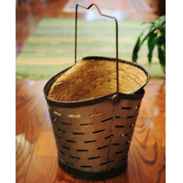handle down: 10 inches by 10 inches by 11.25 inches handke up: 17.25 inches tall