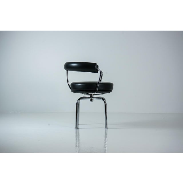 Metal LC7 Swivel Chair by Charlotte Perriand for Cassina, 1990s For Sale - Image 7 of 18
