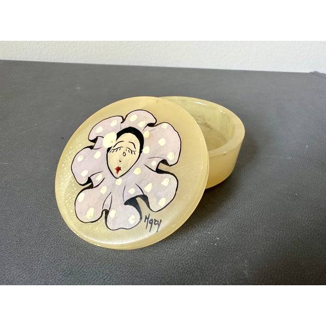 Vintage Italian Alabaster Pill Box with Harlequin Motif by Oscar Vita For Sale - Image 12 of 12