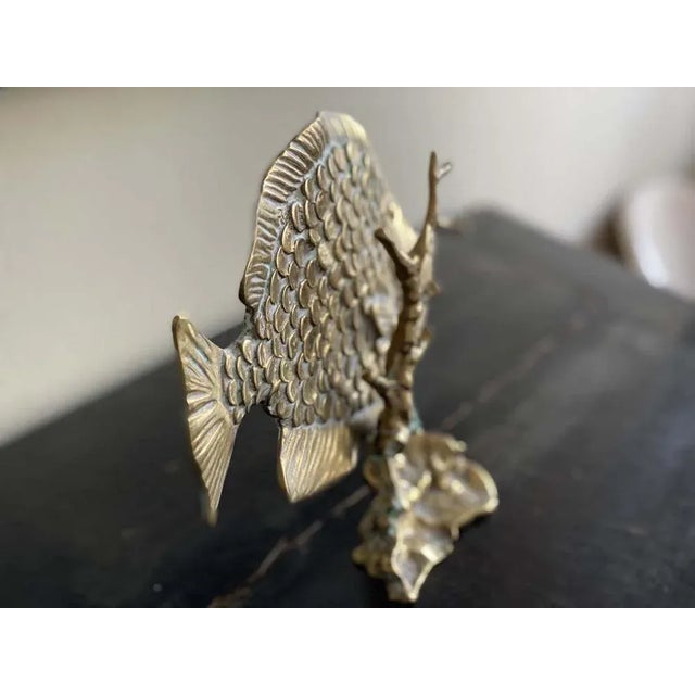 1970s Fish Sculpture in Brass For Sale - Image 5 of 11