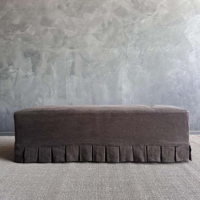 Mid-Century Modern Slipcovered Bench in 100% Pure Linen With Pleated Skirt Detail For Sale - Image 3 of 8