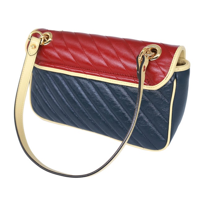 Gucci Tri-Color Gg Marmont Matelassé Diagonal Leather Small Crossbody Bag, 2021 For Sale - Image 6 of 17