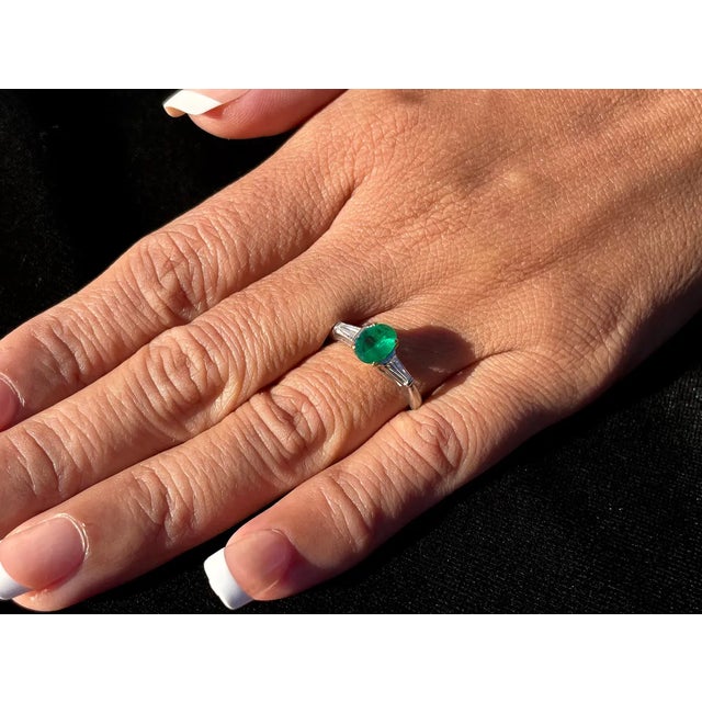 Certified Natural 1.13CTS VS G Diamond Emerald Platinum 18K Gold Three Stone Ring, size 6.75 For Sale - Image 10 of 10