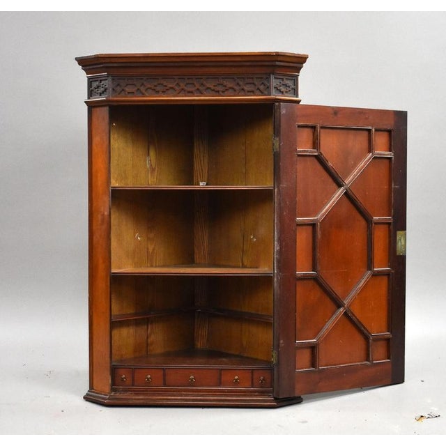 Edwardian Mahogany Corner Cabinet, 1900 For Sale - Image 4 of 5