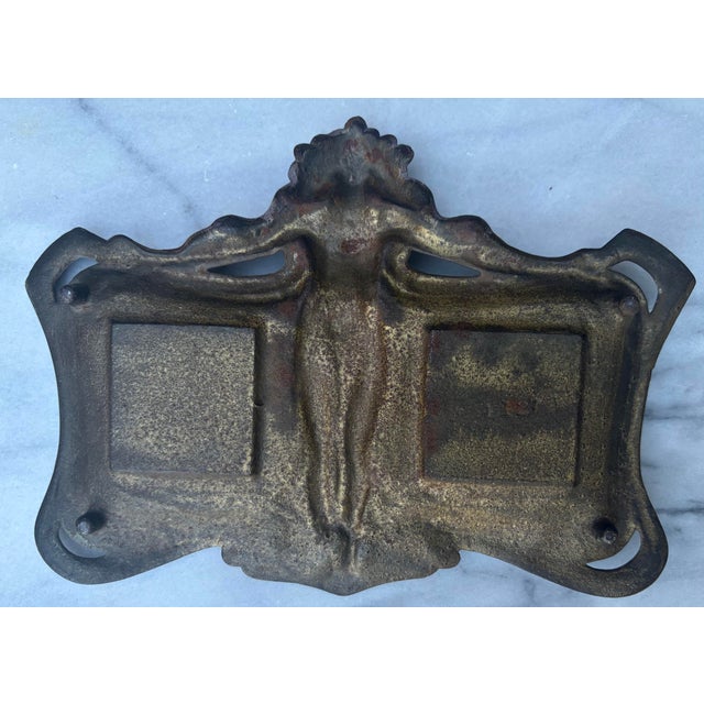 French Art Nouveau Figural Brass Double Inkwell Desk Set For Sale - Image 4 of 10