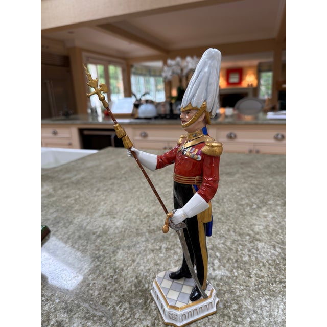 1910s 1910s Sitzendorf German Porcelain Figure of a Gentleman at Arms For Sale - Image 5 of 6