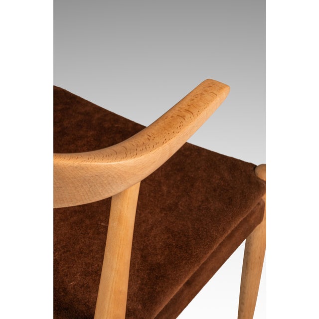 Rare Mid-Century Scandinavian Modern "Horn" Desk / Accent Armchair in Beech & Suede Attributed to Folke Ohllson for Dux, Sweden, C. 1950s For Sale - Image 16 of 17