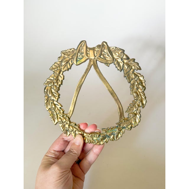 Traditional Vintage Brass Wreath and Bow Trivet For Sale - Image 3 of 4