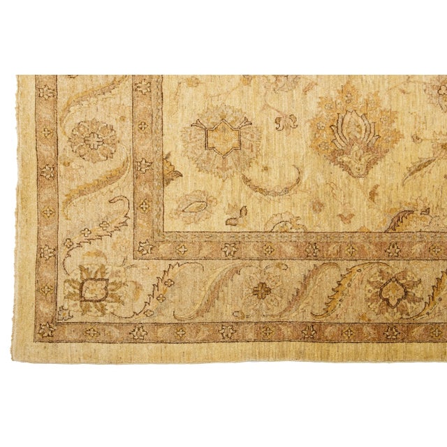Modern Designed Paki Peshawar Wool Rug Handmade in Tan - 9′1″ × 11′6″ For Sale In New York - Image 6 of 9