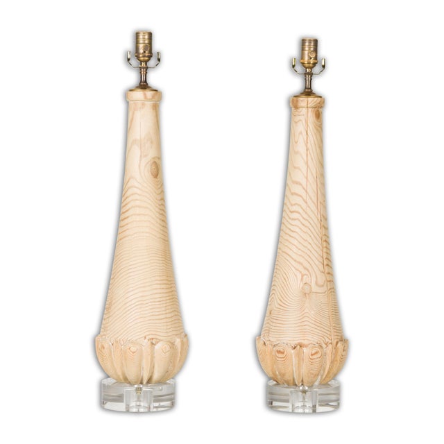 Mid 20th Century Mid 20th Century English Midcentury Pine Table Lamps with Natural Finish and Lucite Bases - Pair For Sale - Image 5 of 12