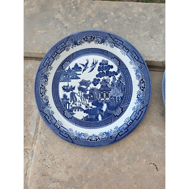 1980s Pair of Blue and White Chargers Blue Willow Platters For Sale - Image 5 of 7