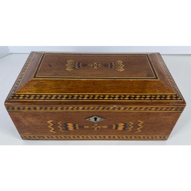 Wood Italian Marquetry Inlaid Wooden Jewelry Box, Geometric Sorrento Style, Mid-20th For Sale - Image 7 of 11