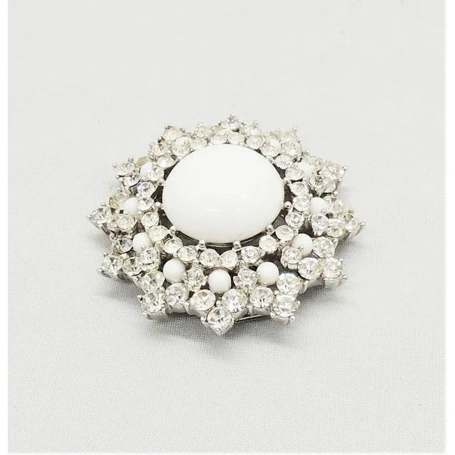 Vintage 1950s Signed Crown Trifari Beaded Rhinestone Necklace/Detachable Brooch For Sale In Philadelphia - Image 6 of 12