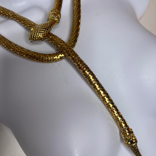 Gold 1960s Whiting & Davis Snake Belt / Necklace, 50” — Gold, Mid-Century Egyptian Revival For Sale - Image 8 of 11