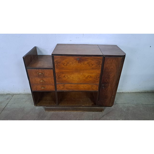 Mid-Centuy Mobile Bar, 1950s, in Very Good conditions. Designed 1950 to 1959