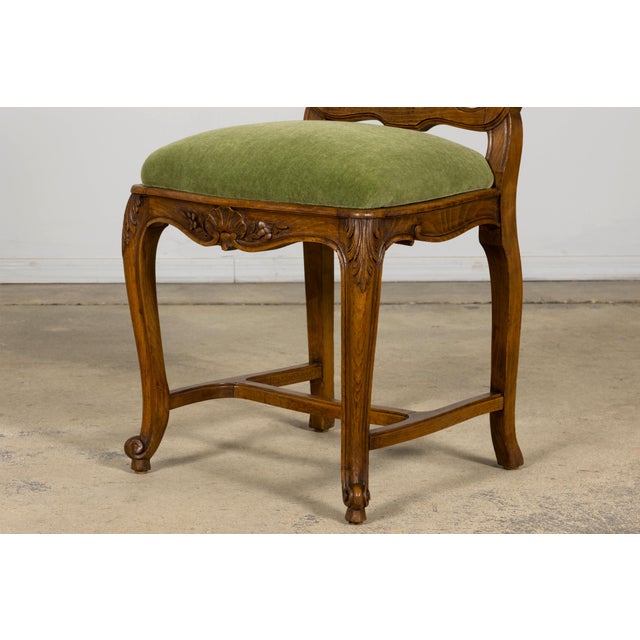 Early 20th Century French Louis XV Walnut Dining Chairs With Moss Green Mohair, Set of 8 For Sale - Image 9 of 18
