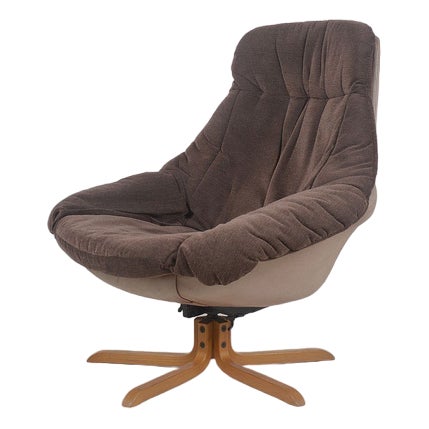 Danish Lounge Chair Designed attributed to H.W. Klein for Bramin, 1970s For Sale