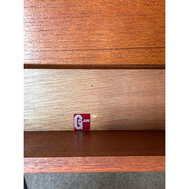 Mid Century Modern Teak "Fresco" Chest of Drawers by G-Plan Furniture, Uk c.1960 For Sale In San Francisco - Image 6 of 6