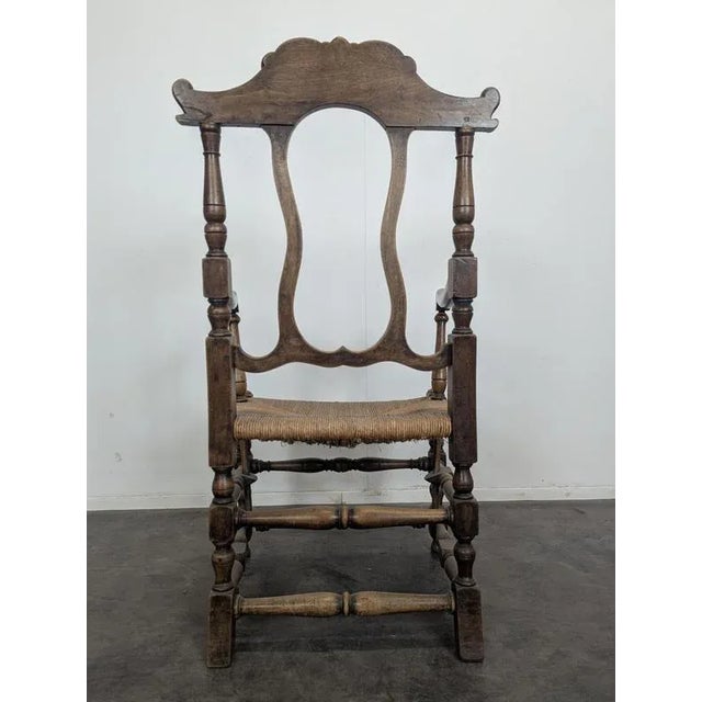 Provençal Walnut Armchairs with Scallop Shell Motif, Set of 2 For Sale - Image 4 of 8