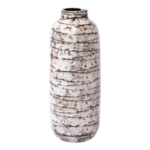 Mid-Century Modernist White and Earth Toned Horizontally Striated Ceramic Vase For Sale