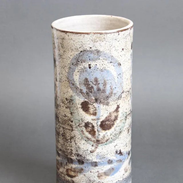 White Vintage French Ceramic Flower Vase by Le Mûrier, 1960s For Sale - Image 8 of 11