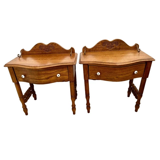 Gorgeous Vintage Pair Pulaski Keepsake Side Tables, Nightstands with single dovetail drawer, Solid Oak. 31" Tall X 17"...